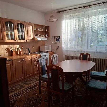 Rodinny Dom Orechová Potôň